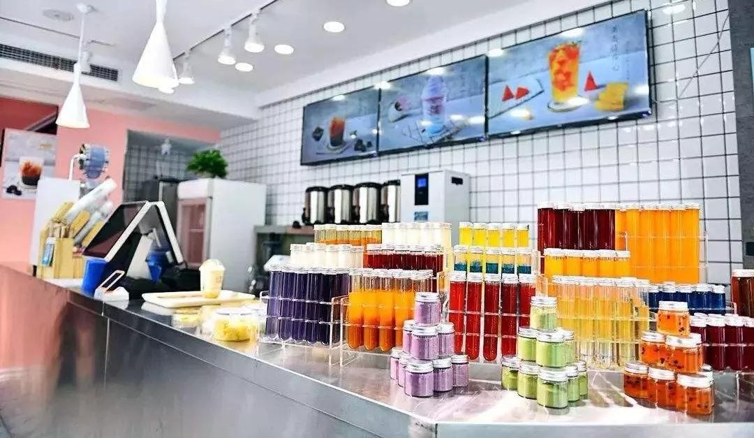 你知道哪些网红赚大钱的路子,开个网红奶茶店大概要多少钱