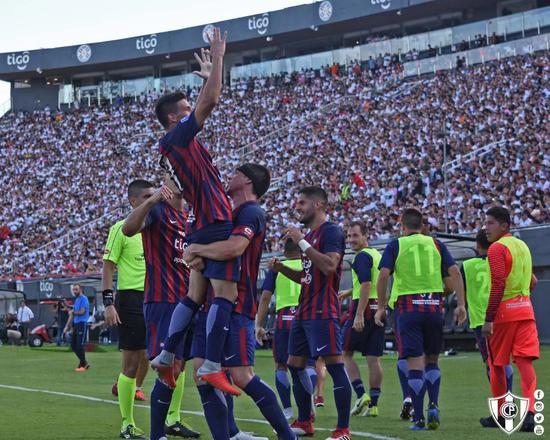 神奇！14岁男孩国家德比破门14岁时你在做什么？