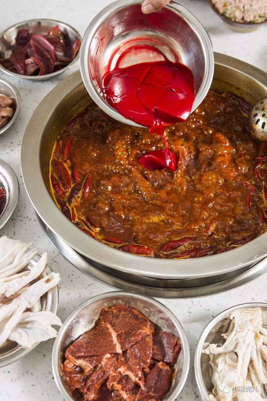 推荐！10家适合亲朋好友组团拔草的餐厅！