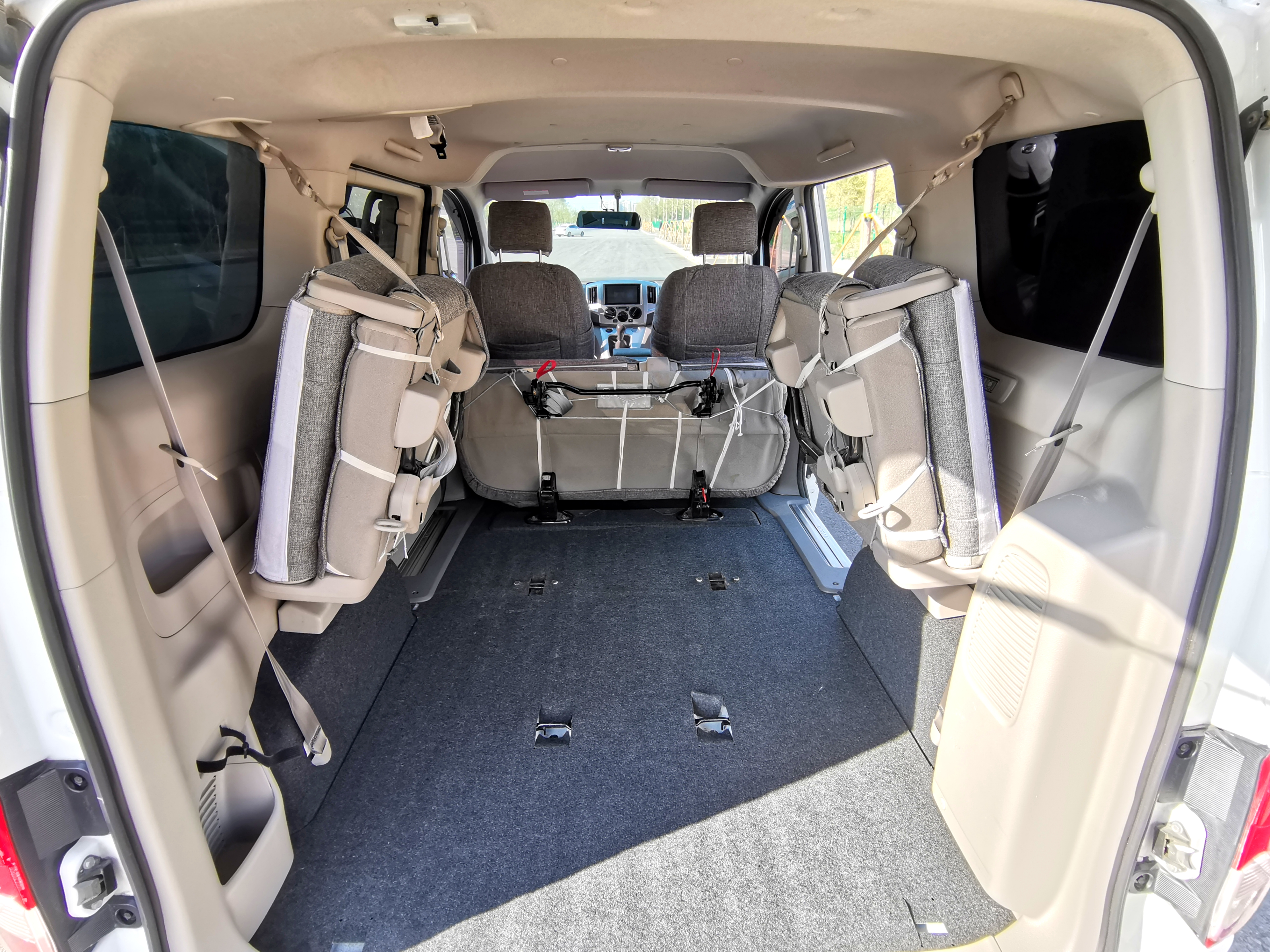 2017郑州日产nv200多少钱手动,深圳郑州日产nv200最新款