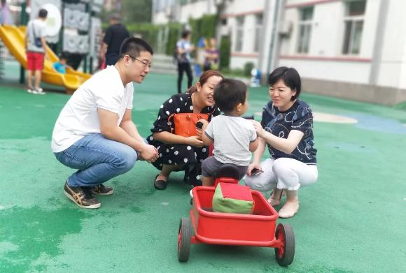 走进幼儿园快乐初体验,快乐初体验