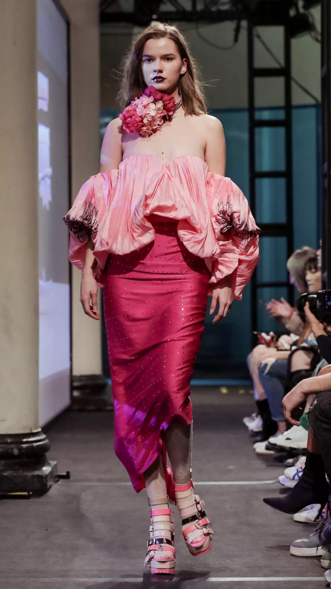 杜蕾斯居然开始卖衣服了？只是这衣服谁敢随便穿上街啊