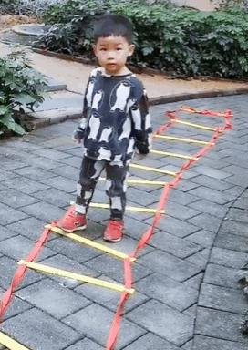 长高运动操6-12岁30分钟完整版,女童长高最快运动方法8-12岁