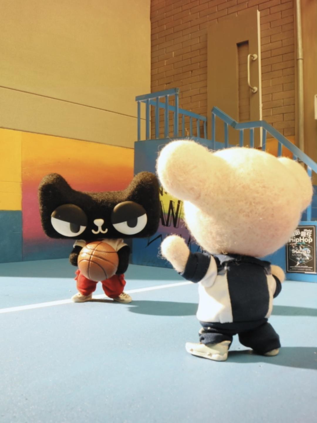 安踏争议广告,安踏广告不走寻常路