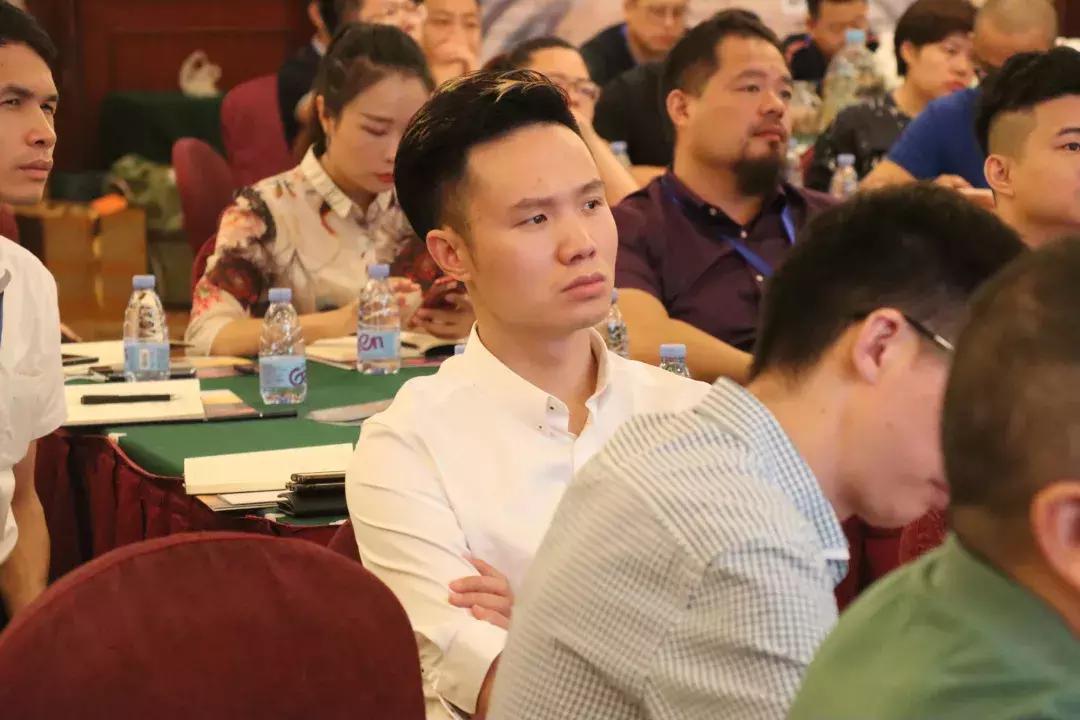 50家连锁茶饮创始人齐聚广州听小马宋、姚哲等分享定位学