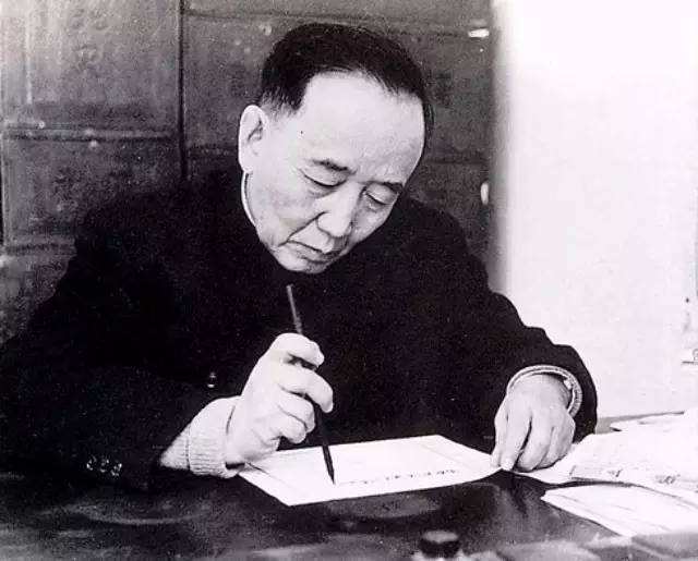 光武帝刘秀的“刚柔之道”：深度解析东汉初年的“度田事件”