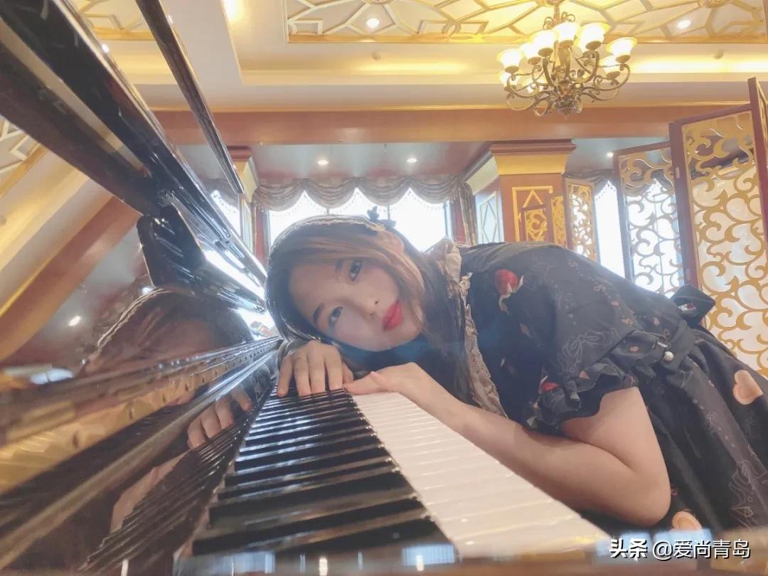 您被“拍了拍”！快来这个新开的“主题换装馆”，体验百变造型