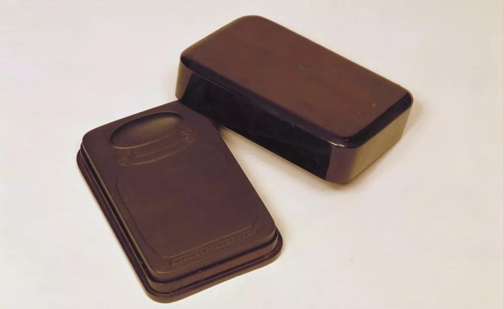 在历史上歙砚与端砚洮砚,歙砚端砚哪个值得收藏