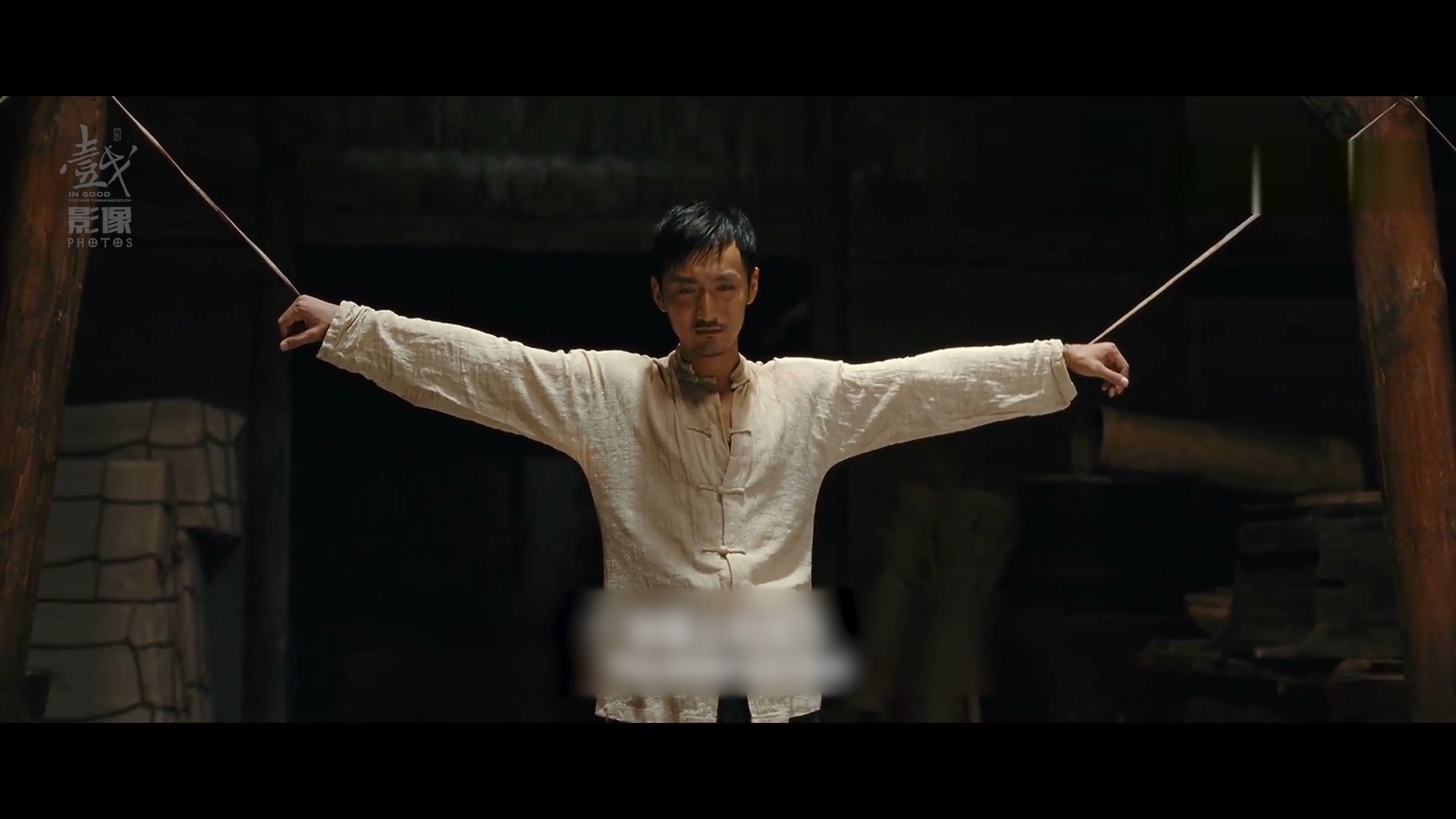 少年目睹姐姐被*暴强**深度抑郁,成为绝世高手却终究敌不过时代