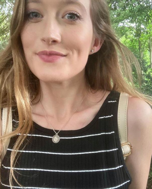 为了住上房，这些英国年轻人简直各种办法都想绝了