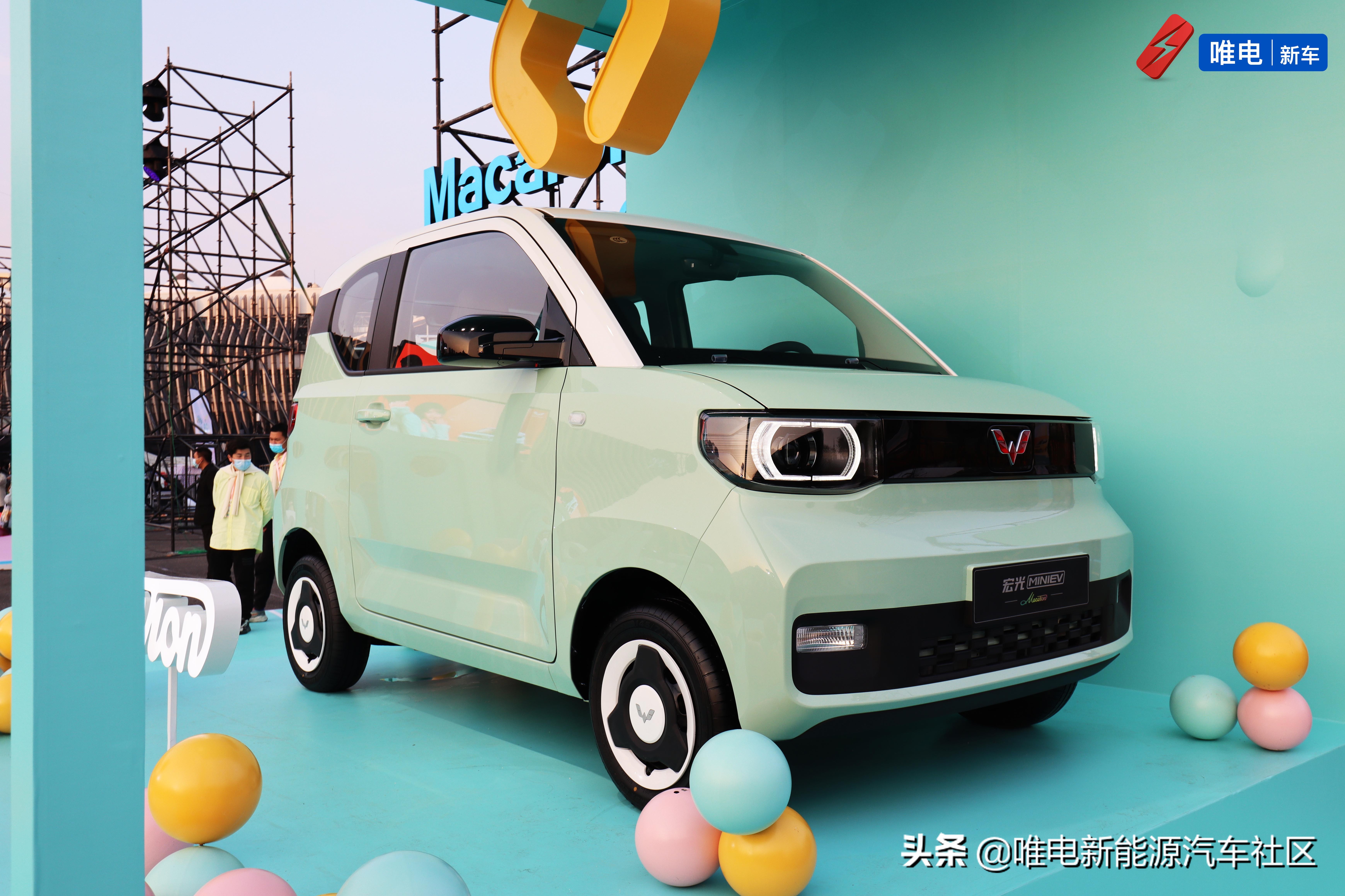 宏光miniev第三代马卡龙侧方停车,宏光miniev马卡龙上坡起步怎么样