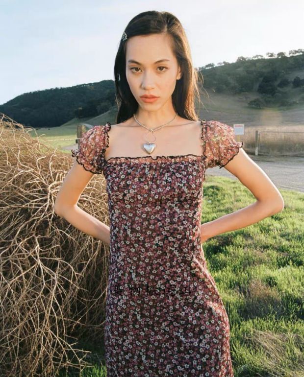 舒适女装店铺推荐平价衣服,少女的轻奢衣柜