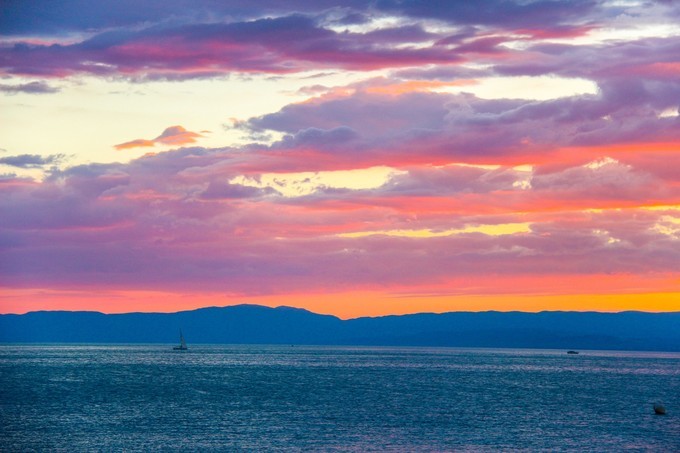 瑞士蒙特勒镇旅游攻略,蒙特勒小镇美景