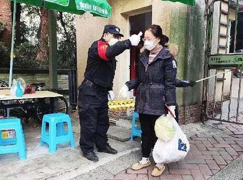 你的小区“抗疫”要花多少钱？重庆很多物业快“扛不住”了？