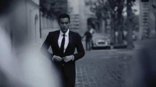 西装纽扣的正确扣法,西装纽扣怎么弄稳