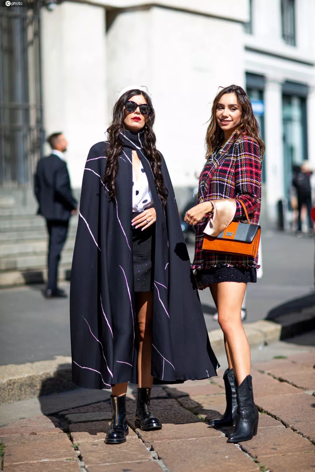 斗篷外套怎么搭配好看,斗篷外套怎么穿搭