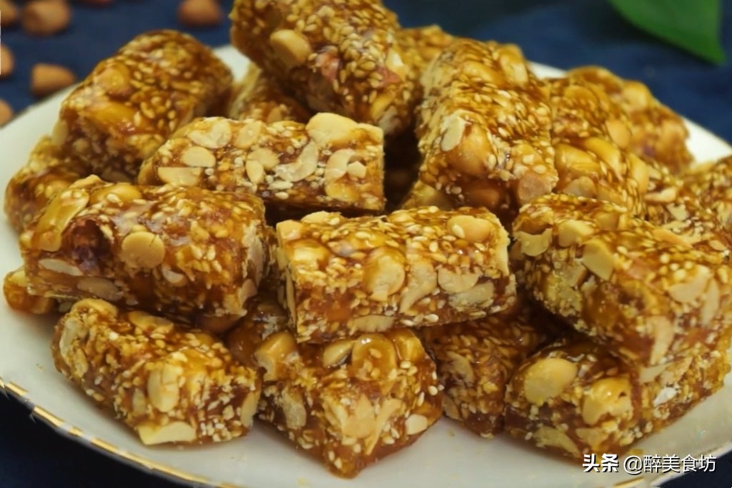 做花生糖的方法不用洗,做手工花生糖用什么糖制作更好