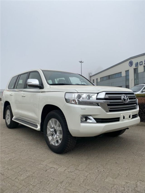 丰田陆地巡洋舰5700街拍,陆地巡洋舰2020款5700改装