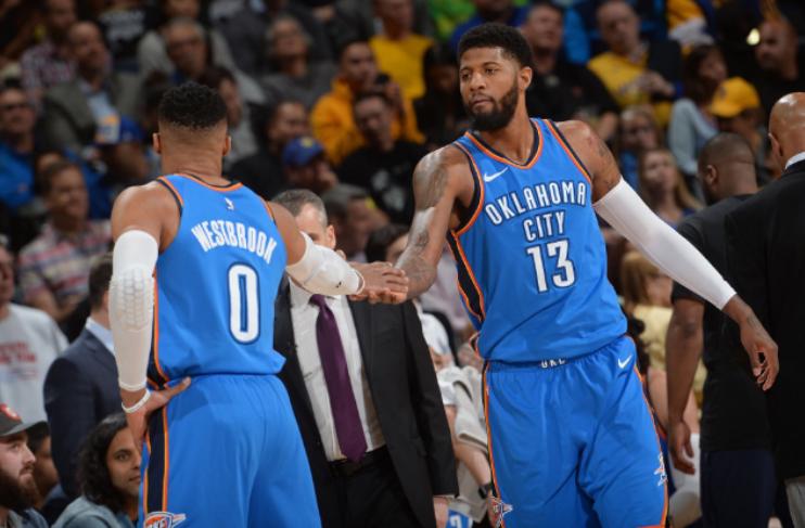 单节17+5!雷霆成绩好少不了他,美球迷:退役之后立刻塑雕像