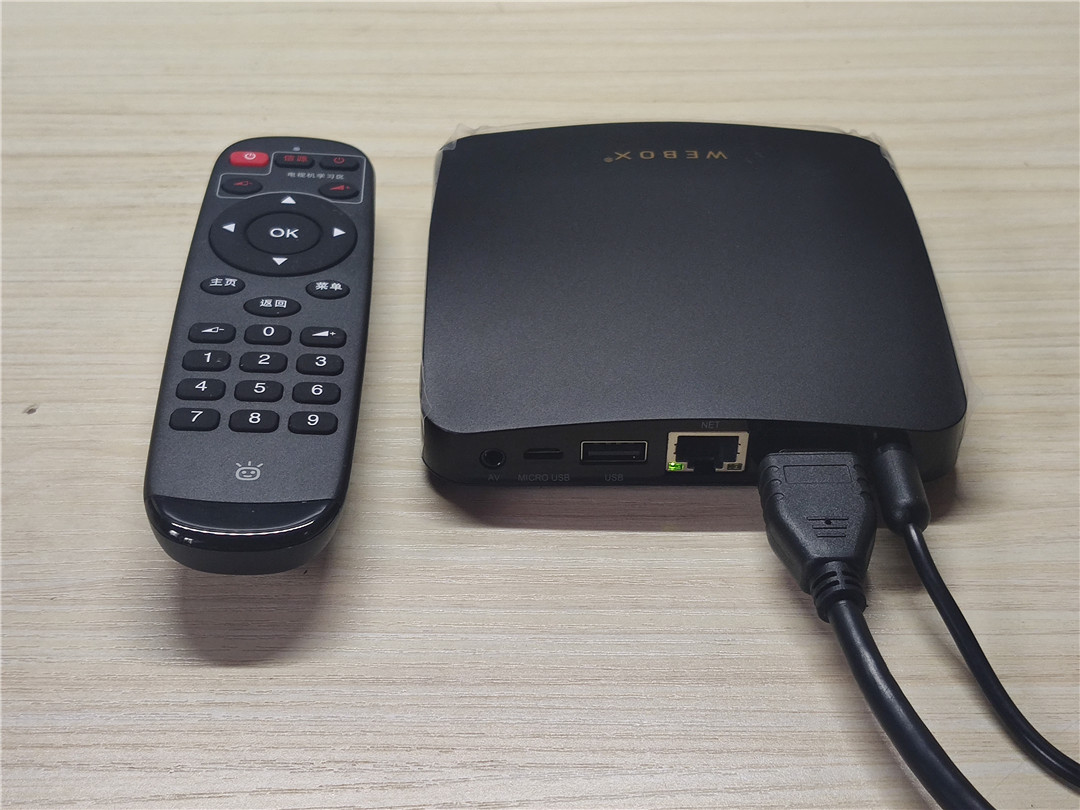 泰捷we30c和we30s哪个性价比高,泰捷we30c如何下载软件看电视直播