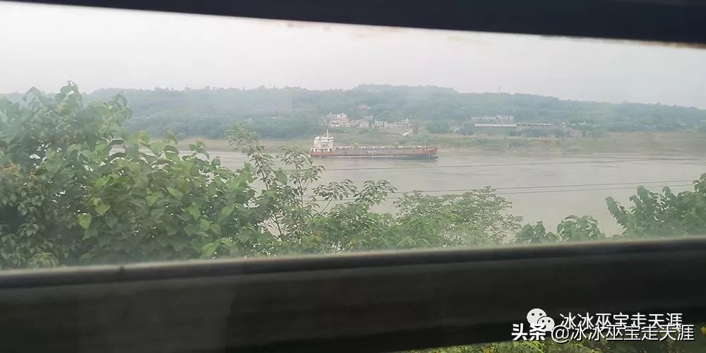 绿皮车成渝铁路上运行,川黔铁路最后的绿皮车