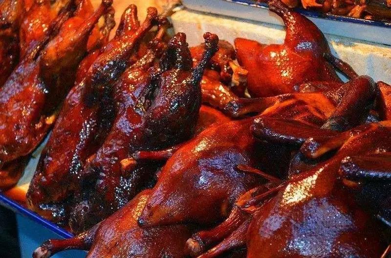 乐山古镇有哪些好吃的 (乐山攻略一日游古镇)