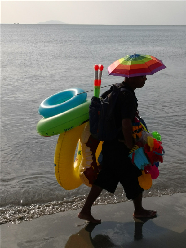 海南兰海美丽新海岸,海南8月风景