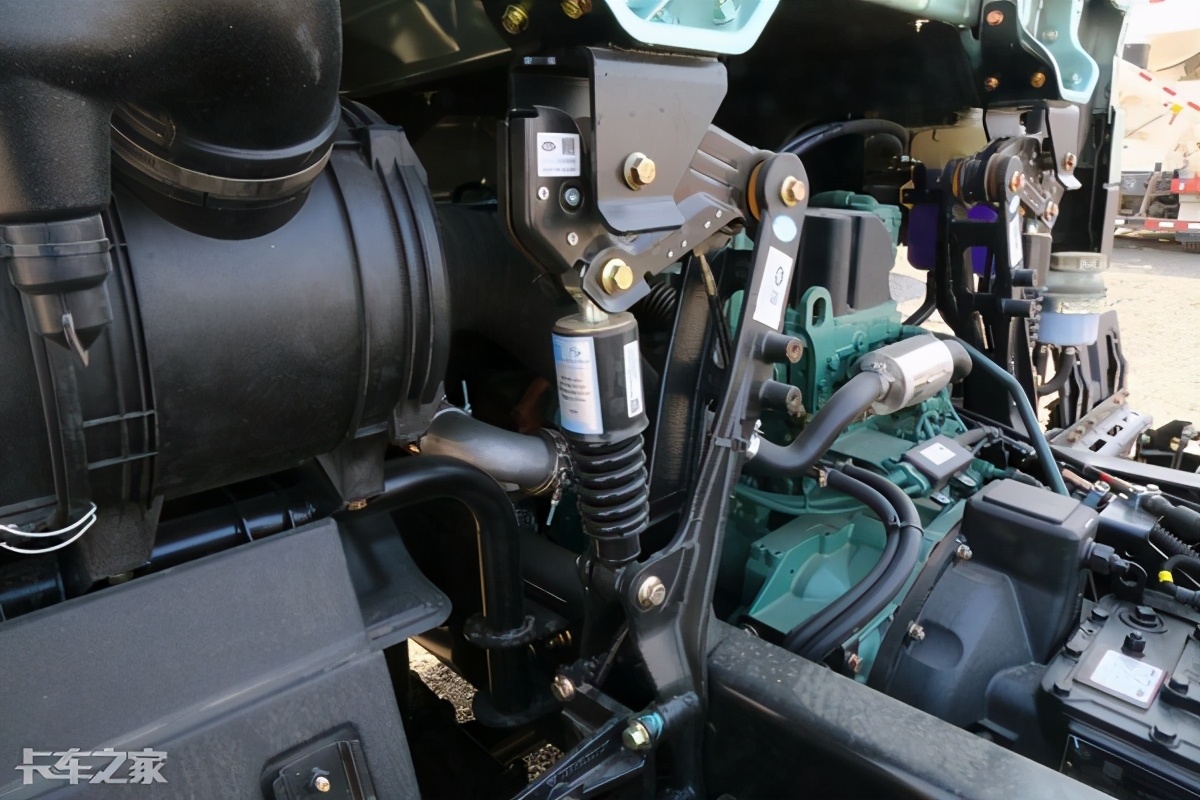 解放jk6载货车怎么样,解放j6新款4.2米厢货多少钱