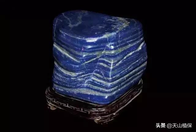 怎么捡到价值极高的石头,捡到一块石头价值千万