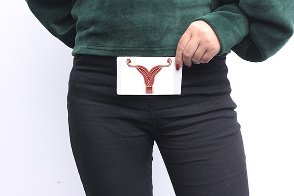 50女人把子宫切除还有更年期吗,子宫切除后还有更年期综合征吗