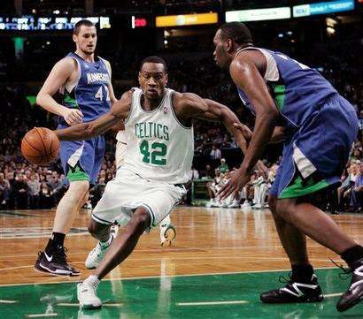 08凯尔特人冠军成员,08年凯尔特人夺冠阵容及年龄