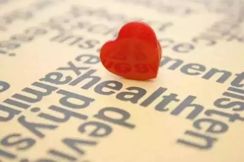 口腔溃疡很痛完全吃不了东西,维c治疗口腔溃疡最快解决方法