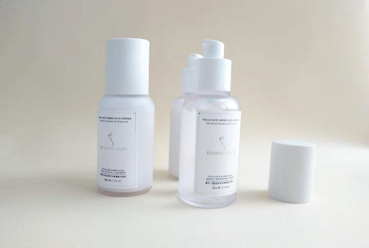 怀孕到底能不能用平时的化妆品 (怀孕要不要远离化妆品)