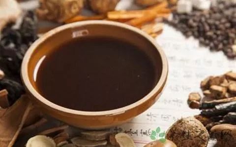 糖尿病人吃什么药预防并发症,糖尿病预防眼睛病变的中药