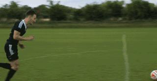 1对1门将小场如何守门,面对单刀守门员该怎么做