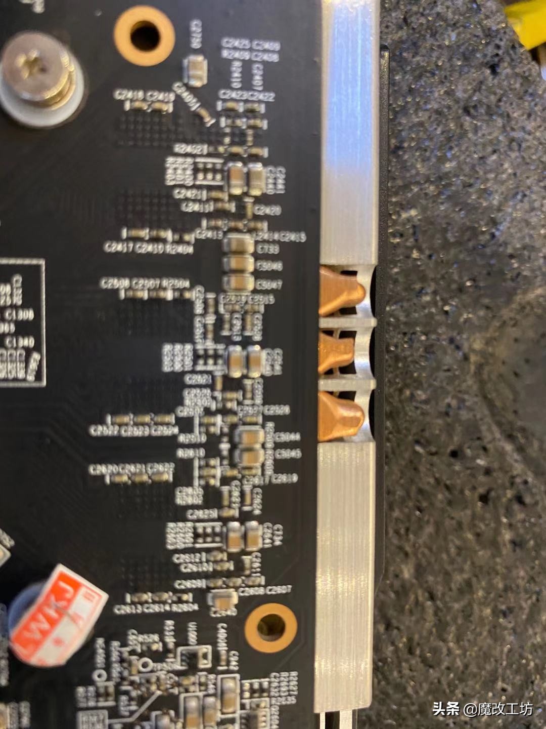 铭瑄hd7850巨无霸和发行者5808g,铭瑄5808g2304满血版跑多少分