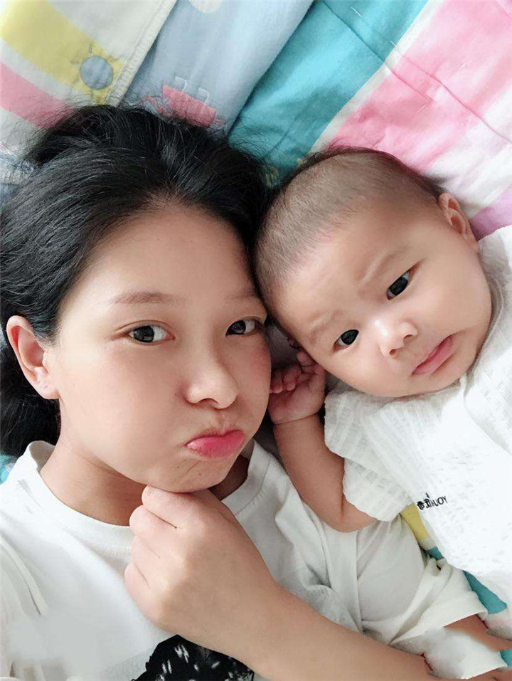 宝宝厌奶期怎样才是不强迫喂奶,宝宝厌奶不吃奶瓶只吃母乳怎么办