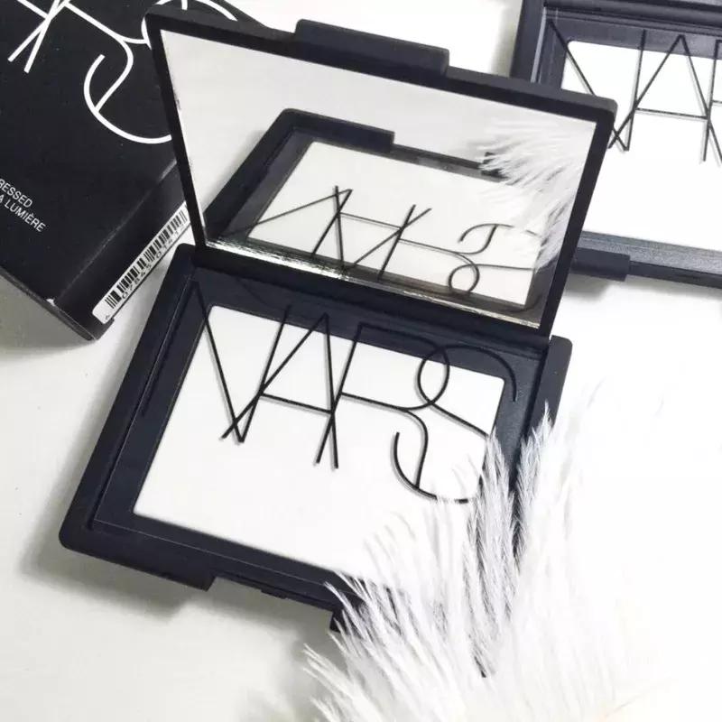 夏天出门斑驳脱妆怎么办,夏天出门粉底脱妆严重怎么救