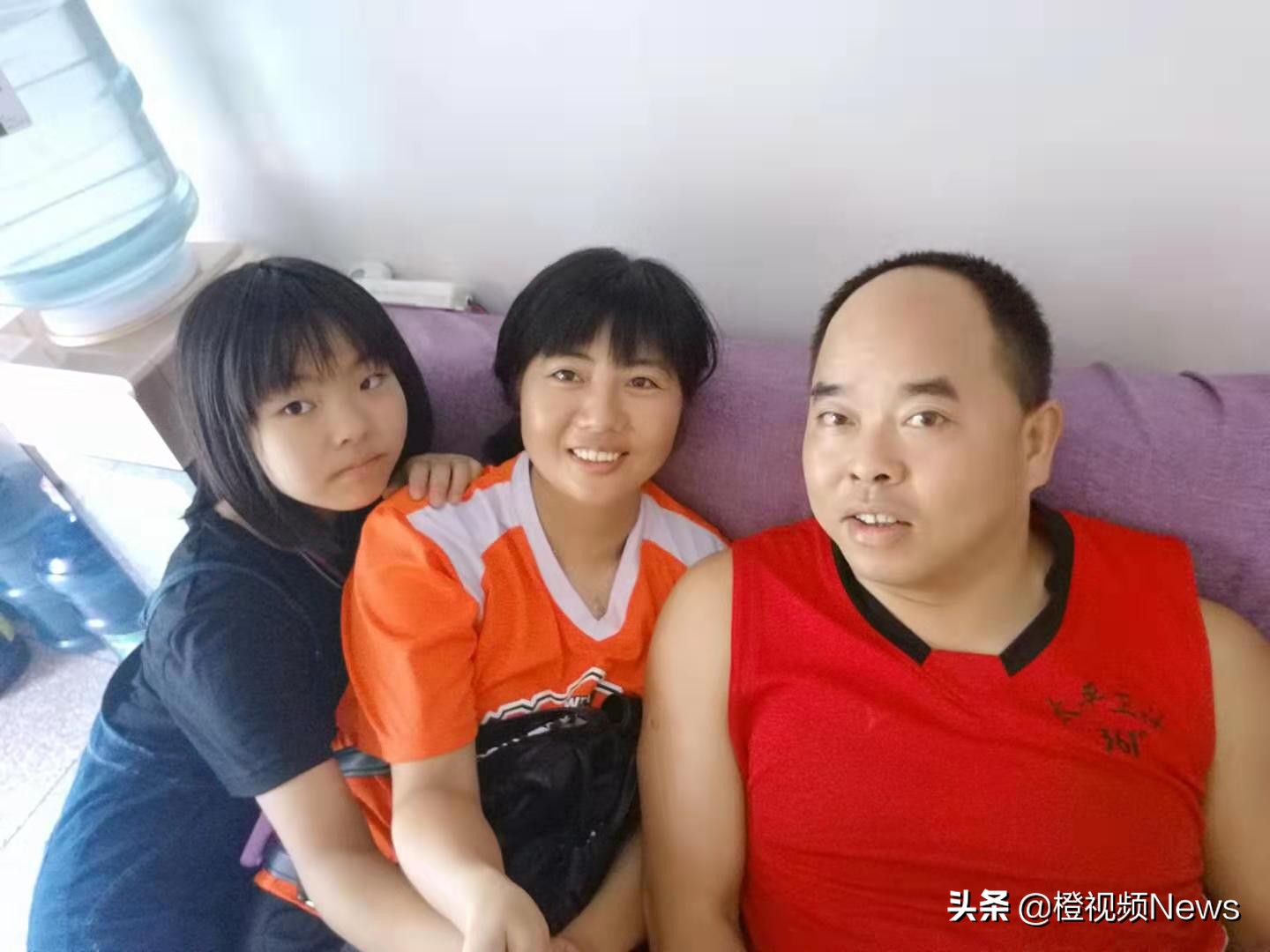 病倒在脱贫攻坚战场上的镇*党**委书记，病逝前体重从180斤降到70斤