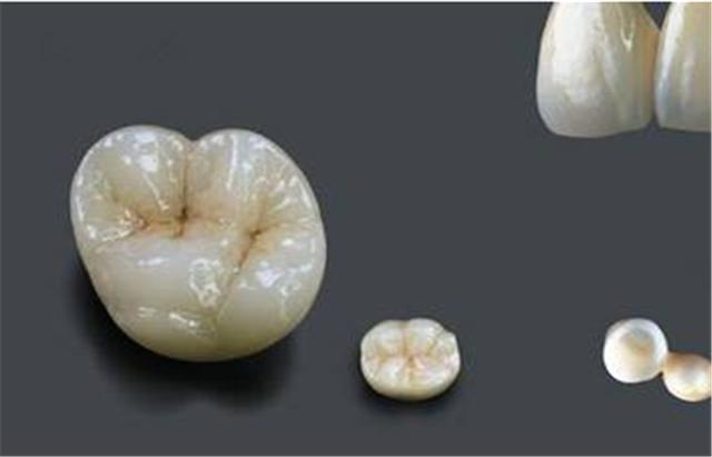 牙齿上有黑色斑点刷也刷不掉,牙齿上有黑线但是不痛