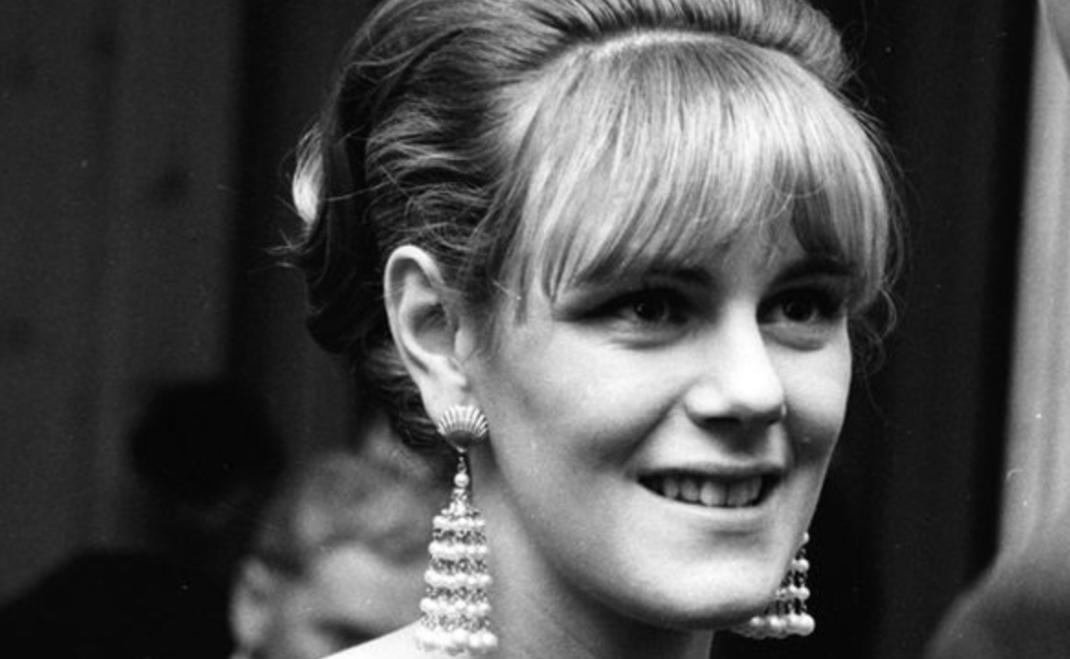 查尔斯和戴安娜的恩怨情仇,查尔斯难忘旧情为啥还要找戴安娜