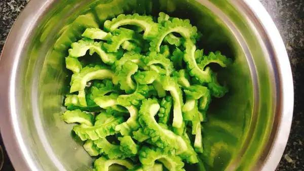 哪个季节容易吃辣椒上火,春季上火不包含哪个原因