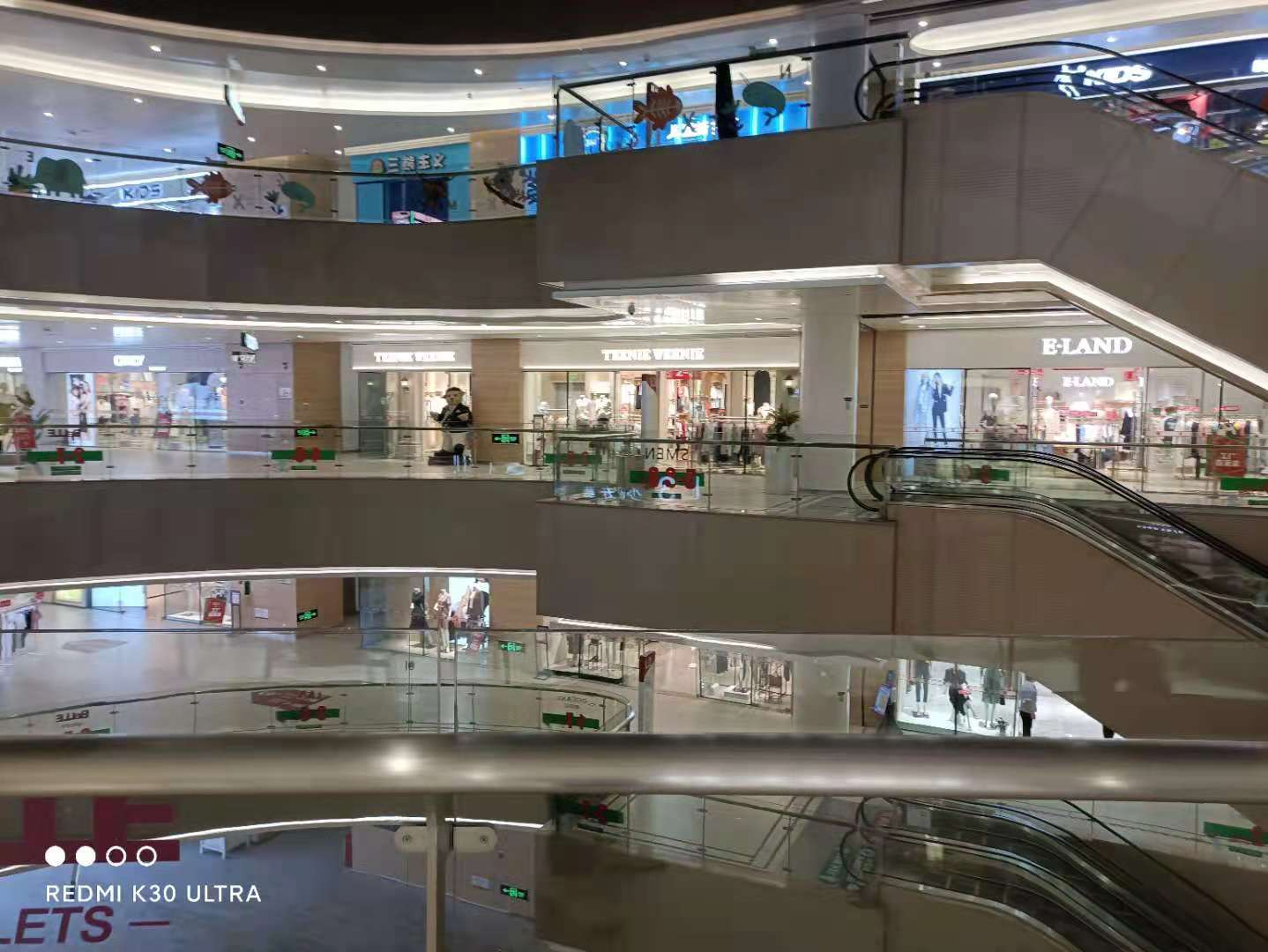 周末逛奥莱,周六周日奥莱打卡