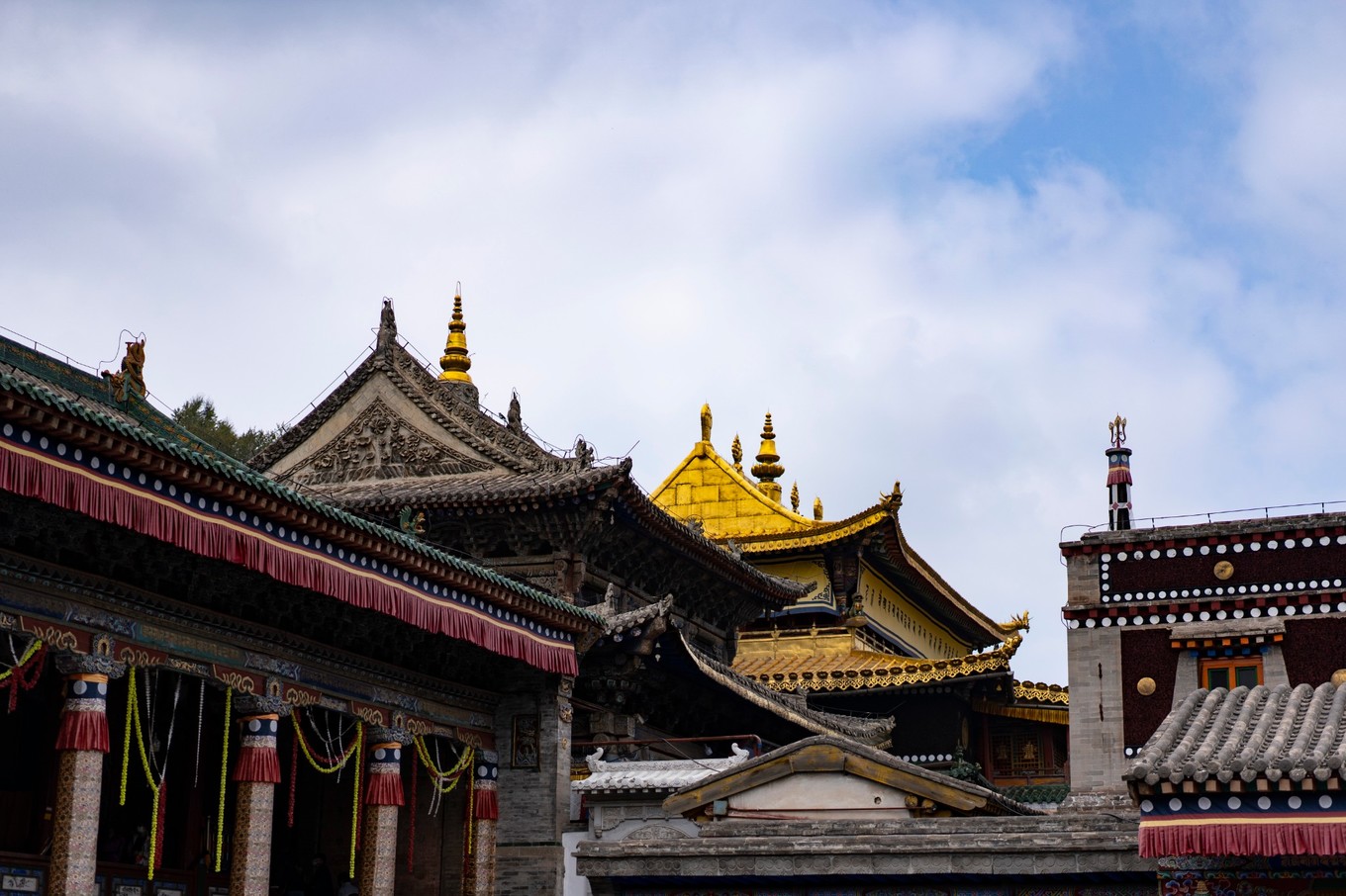 双擎飞驰，攻略青海绝色|不负那些隐世的美好