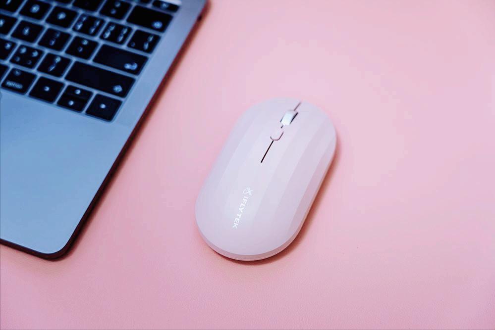 小米小爱鼠标和科大讯飞鼠标,科大讯飞鼠标和罗技鼠标对比