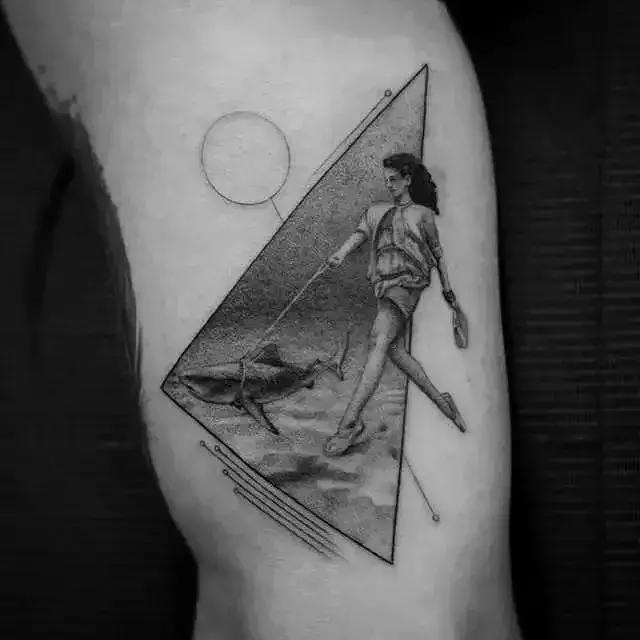 会动的纹身图案,有意境的纹身