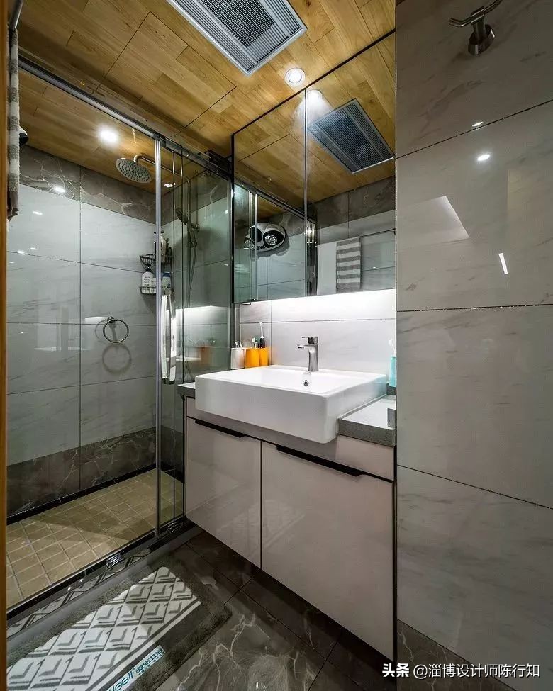 干湿分离卫生间推拉门玻璃隔断,玻璃隔断干湿分离卫生间设计