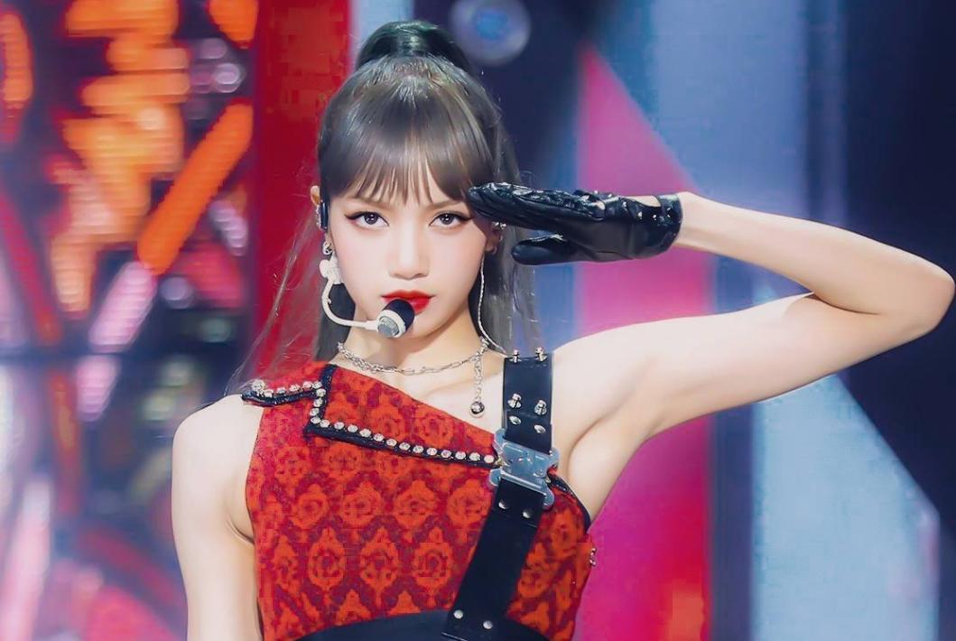 lisa代言的螺蛳粉,lisa螺蛳粉广告