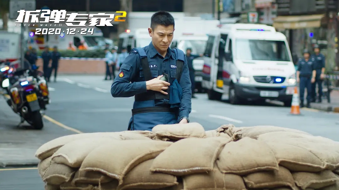 说港片已死的那些“混账”？闭嘴回家睡吧