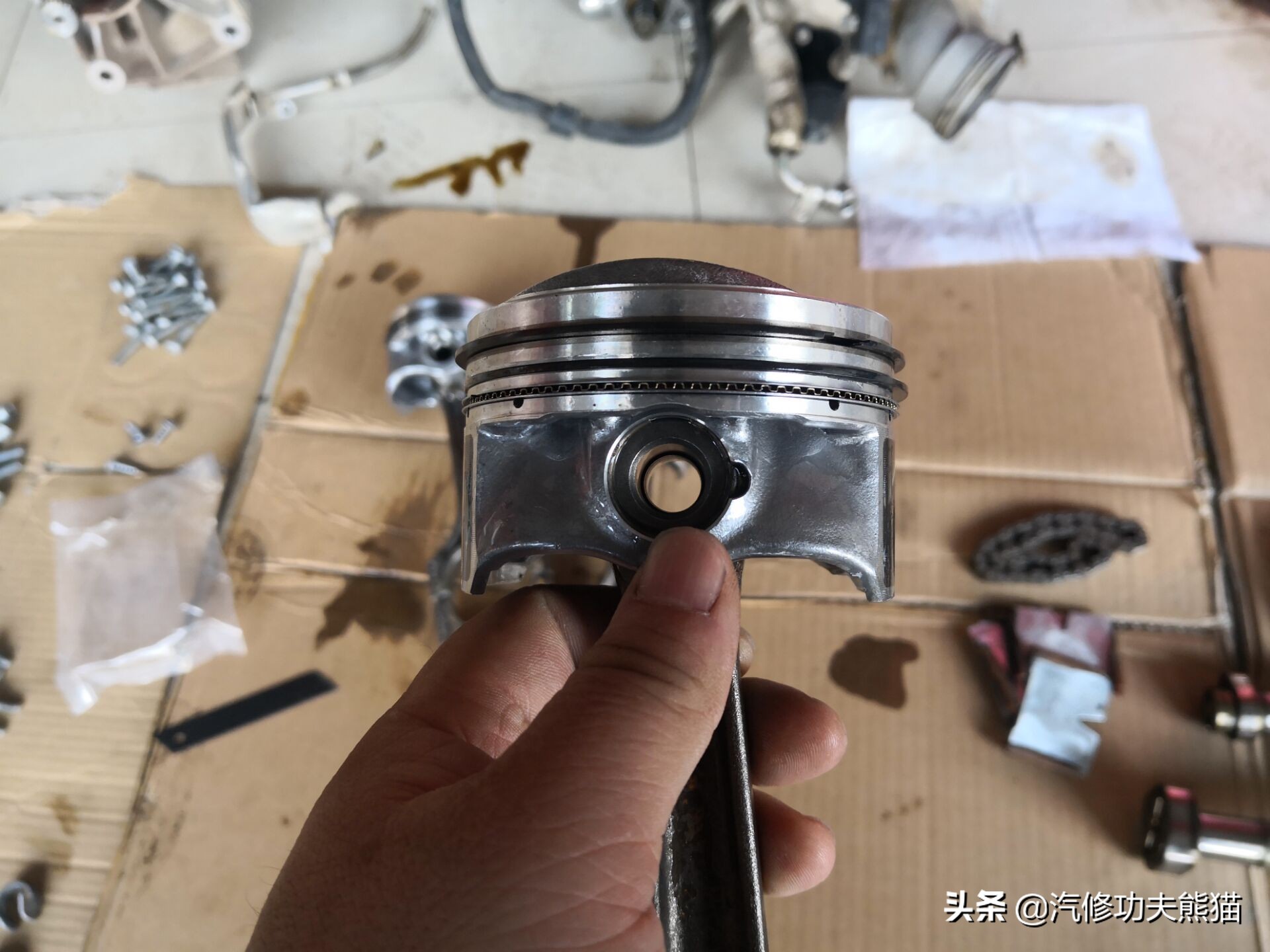 新款大众途观漏油,大众途观烧机油免拆多少钱